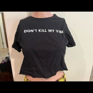 Black crop top shirt